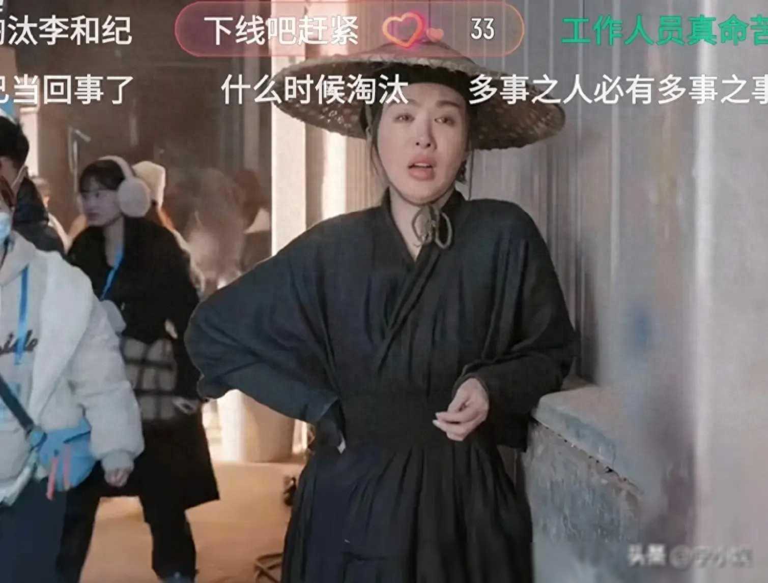 连李菲儿都可怜她？深扒赵奕欢没落史：杨幂的话应验了